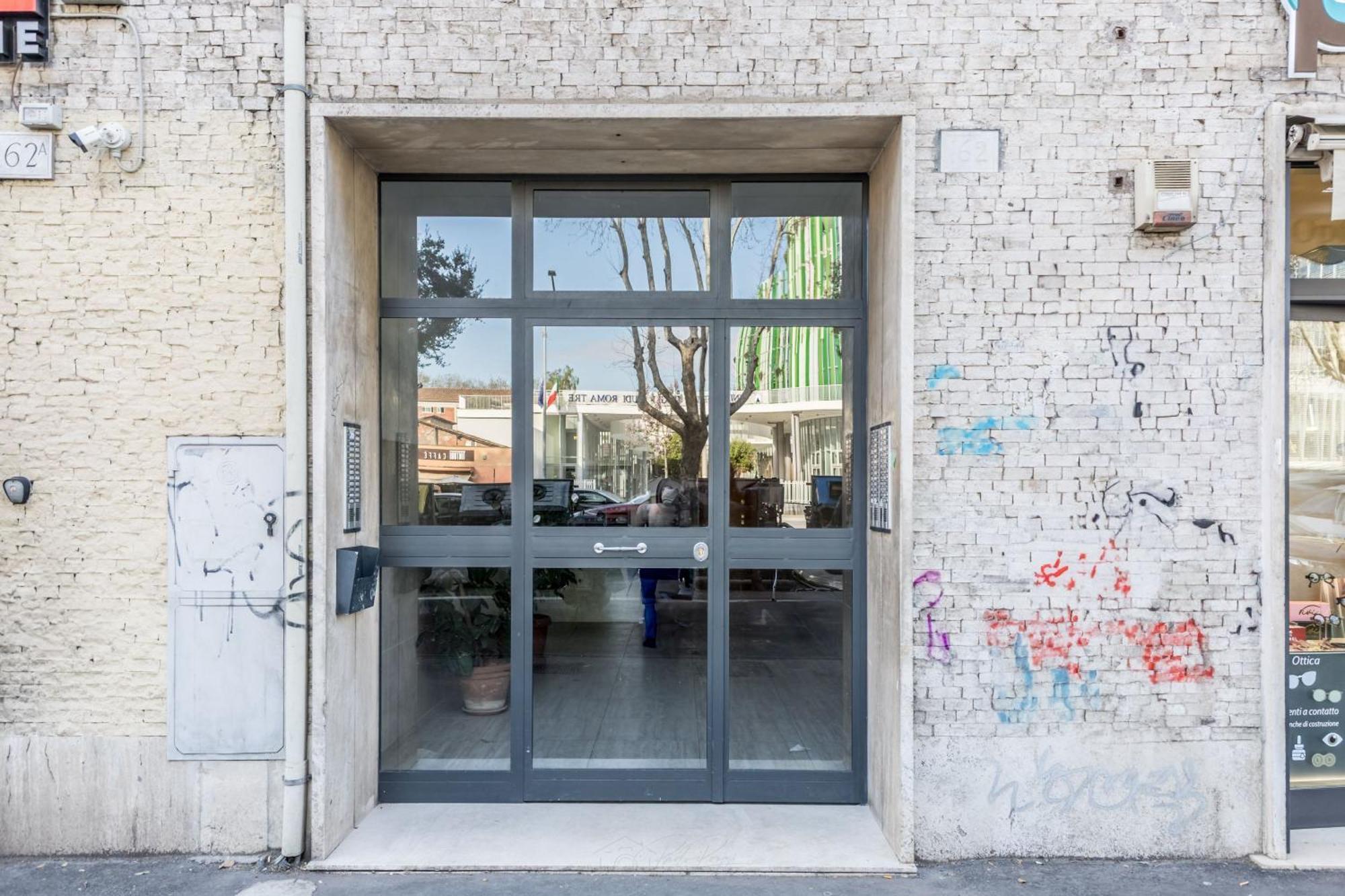 Casa Nina Ostiense - Tre - By Ghor * Rom